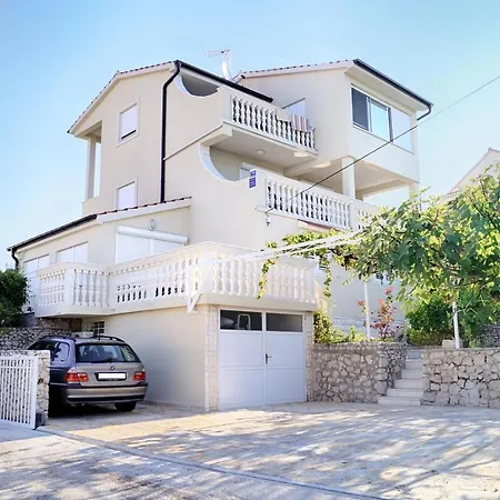 Villa Luger Eg Ražanj Kültér fotó