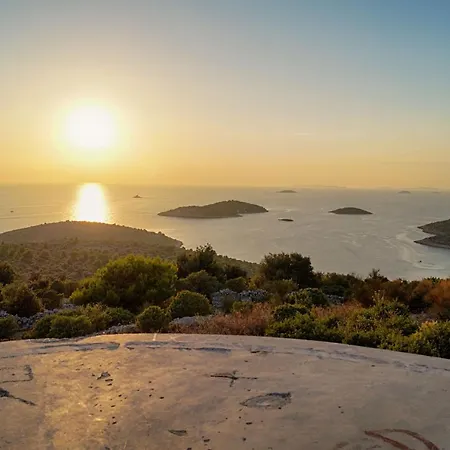Villa Luger Eg Ražanj Kültér fotó