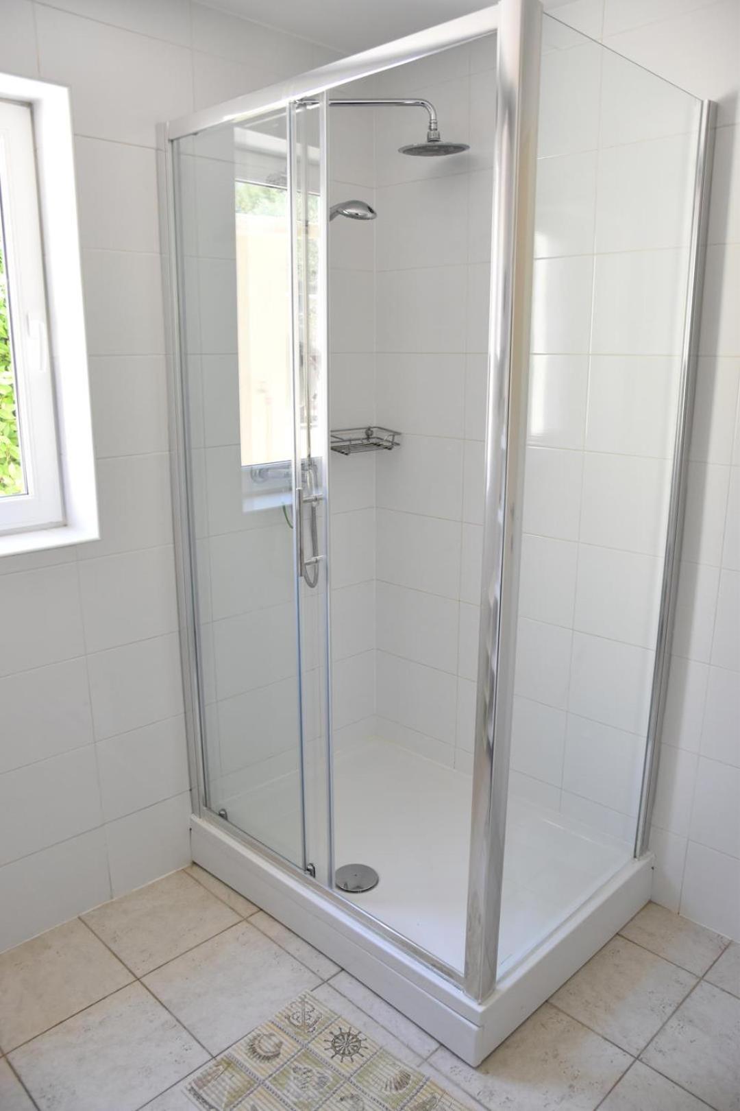 Luger Eg Apartmán Ražanj
